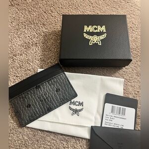New MCM card case